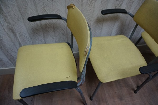 Friso Kramer, Ahrend de Cirkel, stoelen, armstoelen, buisframe, vintage, industrieel, gispen